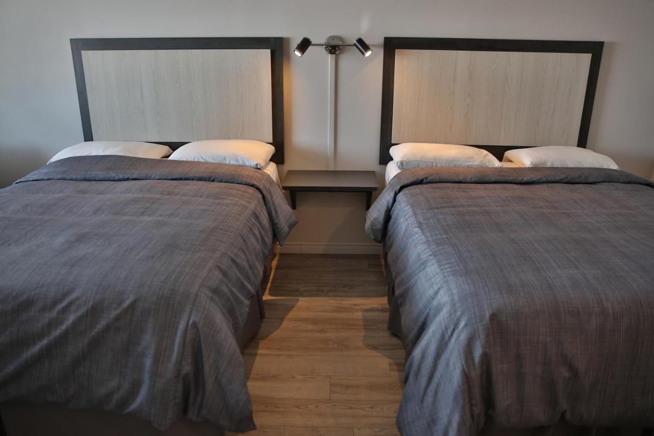 Motel Castille Roberval Buitenkant foto